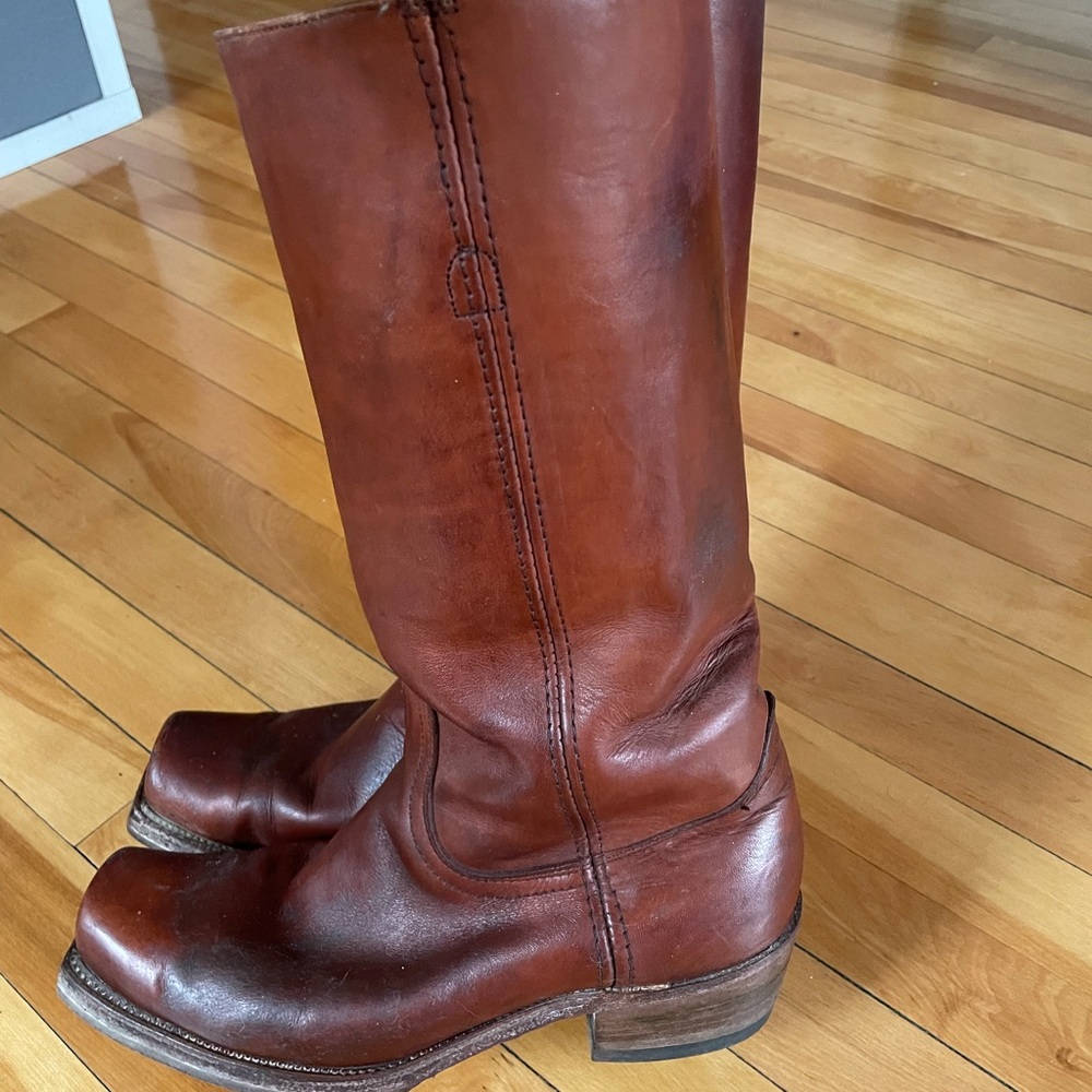 Men’s vintage Frye boots